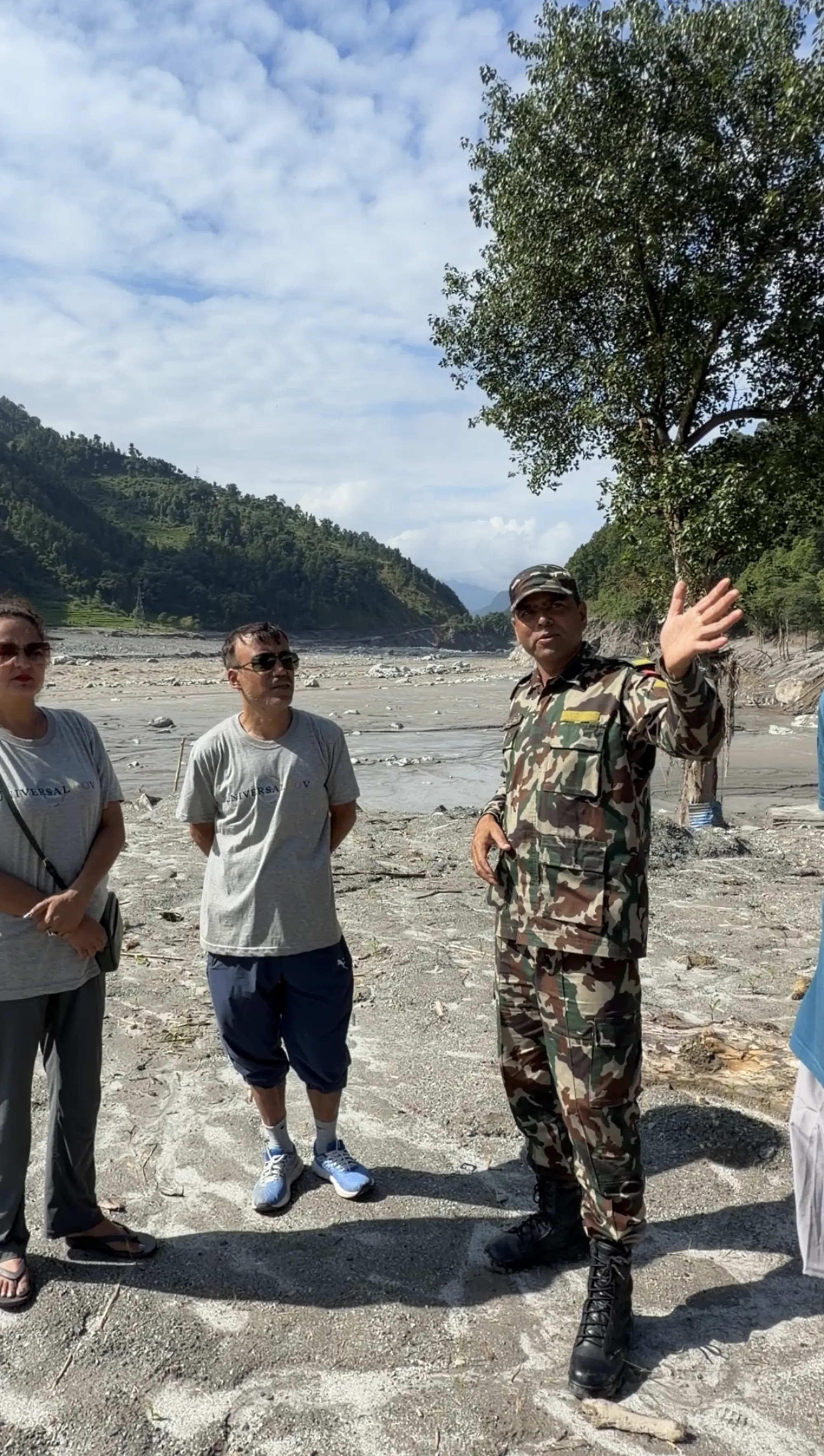 Speaking with the army in Tupuche